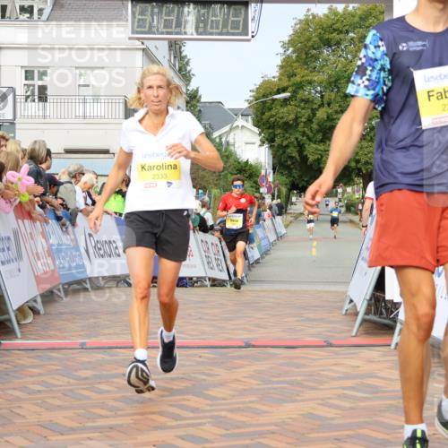 31.08.2025 - 21. Blankeneser Heldenlauf Strokosch-Dieckow http://msf.ph/oto/8648101 31.08.2025 10:18:18 Ziel 2218, 2333, 2347 meine-sportfotos.de