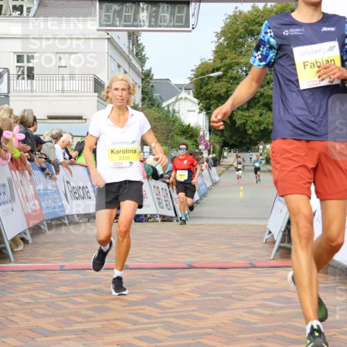 31.08.2025 - 21. Blankeneser Heldenlauf Strokosch-Dieckow http://msf.ph/oto/8648121 31.08.2025 10:18:18 Ziel 2218, 2333, 2347 meine-sportfotos.de