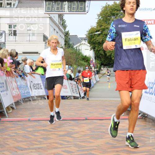 31.08.2025 - 21. Blankeneser Heldenlauf Strokosch-Dieckow http://msf.ph/oto/8648150 31.08.2025 10:18:18 Ziel 2218, 2333, 2347 meine-sportfotos.de