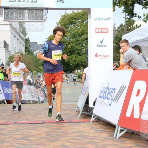 31.08.2025 - 21. Blankeneser Heldenlauf Strokosch-Dieckow http://msf.ph/oto/8648164 31.08.2025 10:18:17 Ziel 2341, 2218, 2333, 2347 meine-sportfotos.de