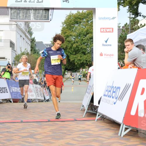 31.08.2025 - 21. Blankeneser Heldenlauf Strokosch-Dieckow http://msf.ph/oto/8648194 31.08.2025 10:18:17 Ziel 2341, 2218, 2333, 2347 meine-sportfotos.de