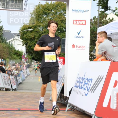 31.08.2025 - 21. Blankeneser Heldenlauf Strokosch-Dieckow http://msf.ph/oto/8648379 31.08.2025 10:17:57 Ziel 2728, 2711 meine-sportfotos.de