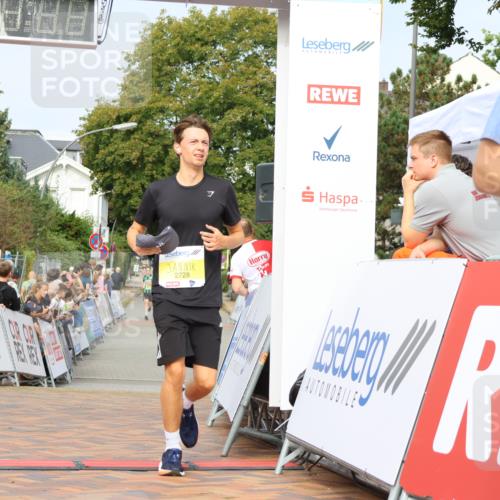 31.08.2025 - 21. Blankeneser Heldenlauf Strokosch-Dieckow http://msf.ph/oto/8648404 31.08.2025 10:17:56 Ziel 2728, 2711, 2420 meine-sportfotos.de