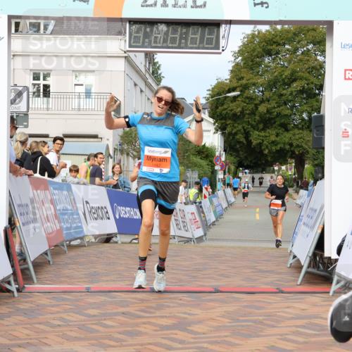 31.08.2025 - 21. Blankeneser Heldenlauf Strokosch-Dieckow http://msf.ph/oto/8648444 31.08.2025 09:47:34 Ziel 1149, 1004, 1142 meine-sportfotos.de