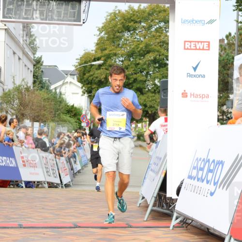 31.08.2025 - 21. Blankeneser Heldenlauf Strokosch-Dieckow http://msf.ph/oto/8648488 31.08.2025 10:17:53 Ziel 2728, 2711, 2420 meine-sportfotos.de