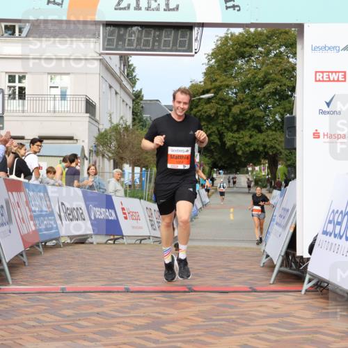 31.08.2025 - 21. Blankeneser Heldenlauf Strokosch-Dieckow http://msf.ph/oto/8648550 31.08.2025 09:47:33 Ziel 1149, 1004, 1142 meine-sportfotos.de