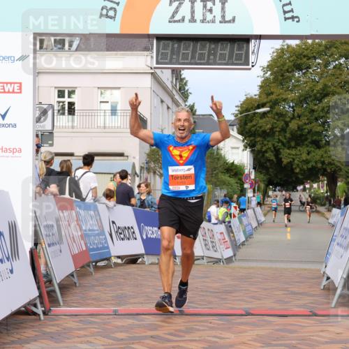 31.08.2025 - 21. Blankeneser Heldenlauf Strokosch-Dieckow http://msf.ph/oto/8648634 31.08.2025 09:47:22 Ziel 1107, 1153 meine-sportfotos.de