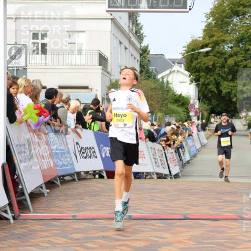 31.08.2025 - 21. Blankeneser Heldenlauf Strokosch-Dieckow http://msf.ph/oto/8648650 31.08.2025 10:17:45 Ziel 2420, 2403 meine-sportfotos.de