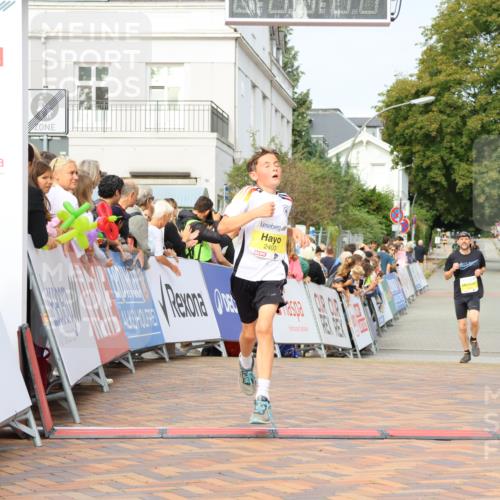 31.08.2025 - 21. Blankeneser Heldenlauf Strokosch-Dieckow http://msf.ph/oto/8648688 31.08.2025 10:17:44 Ziel 2420, 2403 meine-sportfotos.de