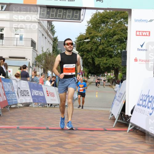 31.08.2025 - 21. Blankeneser Heldenlauf Strokosch-Dieckow http://msf.ph/oto/8648738 31.08.2025 09:47:17 Ziel 1116, 1107 meine-sportfotos.de
