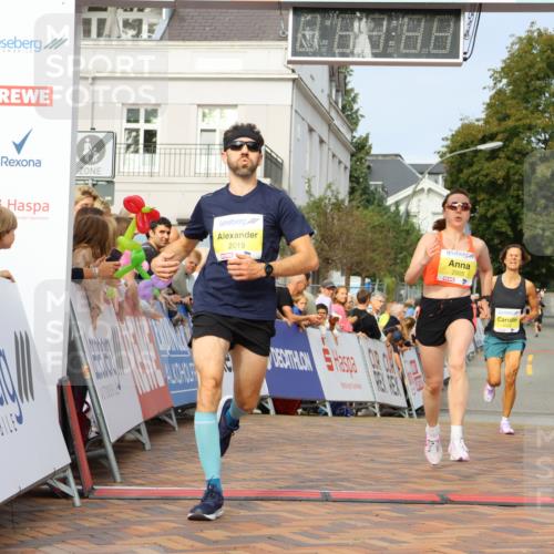 31.08.2025 - 21. Blankeneser Heldenlauf Strokosch-Dieckow http://msf.ph/oto/8648761 31.08.2025 10:17:29 Ziel 2019, 2270, 2020, 2005 meine-sportfotos.de
