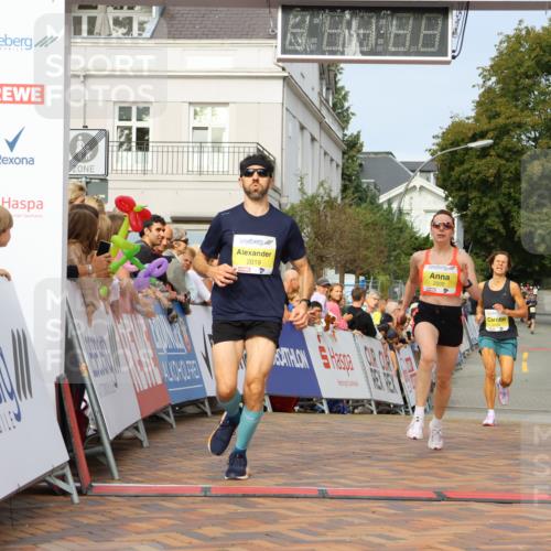 31.08.2025 - 21. Blankeneser Heldenlauf Strokosch-Dieckow http://msf.ph/oto/8648772 31.08.2025 10:17:29 Ziel 2019, 2270, 2020, 2005 meine-sportfotos.de