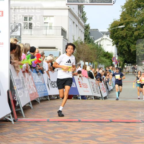 31.08.2025 - 21. Blankeneser Heldenlauf Strokosch-Dieckow http://msf.ph/oto/8648810 31.08.2025 10:17:25 Ziel 2019, 2270, 2005 meine-sportfotos.de