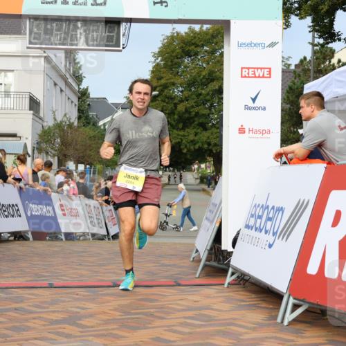 31.08.2025 - 21. Blankeneser Heldenlauf Strokosch-Dieckow http://msf.ph/oto/8648830 31.08.2025 10:16:55 Ziel 2294 meine-sportfotos.de