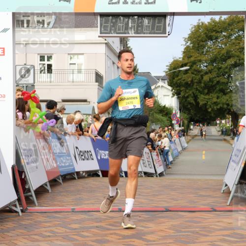 31.08.2025 - 21. Blankeneser Heldenlauf Strokosch-Dieckow http://msf.ph/oto/8648848 31.08.2025 10:16:36 Ziel 2745, 2470 meine-sportfotos.de