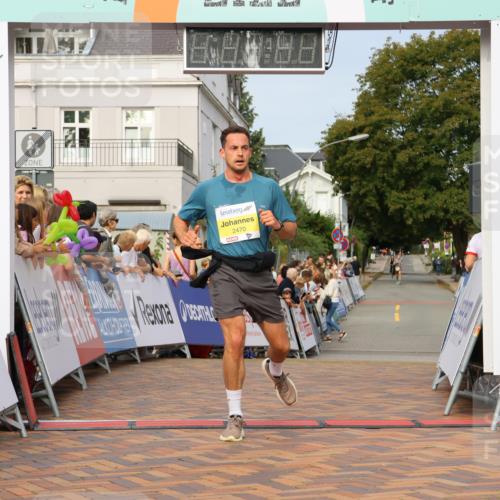 31.08.2025 - 21. Blankeneser Heldenlauf Strokosch-Dieckow http://msf.ph/oto/8648858 31.08.2025 10:16:36 Ziel 2745, 2470 meine-sportfotos.de