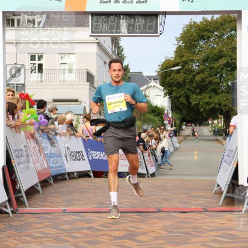 31.08.2025 - 21. Blankeneser Heldenlauf Strokosch-Dieckow http://msf.ph/oto/8648860 31.08.2025 10:16:36 Ziel 2745, 2470 meine-sportfotos.de