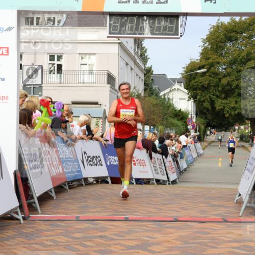31.08.2025 - 21. Blankeneser Heldenlauf Strokosch-Dieckow http://msf.ph/oto/8648913 31.08.2025 10:16:17 Ziel 2493 meine-sportfotos.de