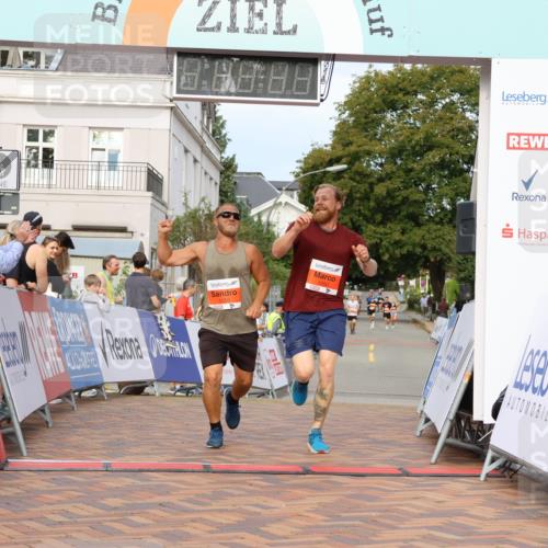 31.08.2025 - 21. Blankeneser Heldenlauf Strokosch-Dieckow http://msf.ph/oto/8648916 31.08.2025 09:46:27 Ziel 1130, 1050, 1053 meine-sportfotos.de