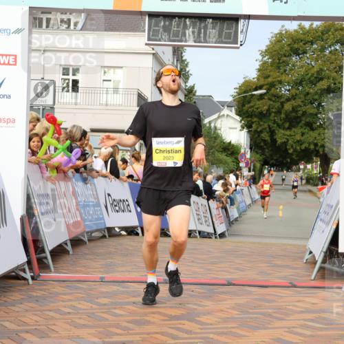 31.08.2025 - 21. Blankeneser Heldenlauf Strokosch-Dieckow http://msf.ph/oto/8648928 31.08.2025 10:16:09 Ziel 2023, 2312 meine-sportfotos.de
