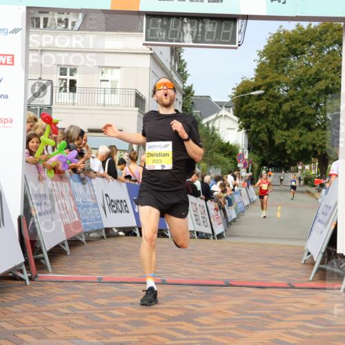 31.08.2025 - 21. Blankeneser Heldenlauf Strokosch-Dieckow http://msf.ph/oto/8648932 31.08.2025 10:16:09 Ziel 2023, 2312 meine-sportfotos.de
