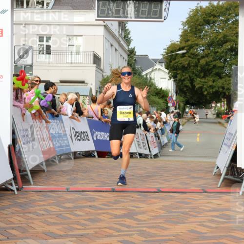 31.08.2025 - 21. Blankeneser Heldenlauf Strokosch-Dieckow http://msf.ph/oto/8648990 31.08.2025 10:15:50 Ziel 2465 meine-sportfotos.de