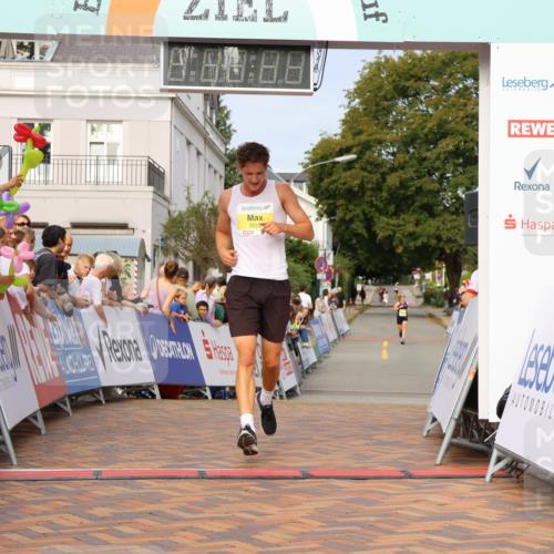 31.08.2025 - 21. Blankeneser Heldenlauf Strokosch-Dieckow http://msf.ph/oto/8649004 31.08.2025 10:15:40 Ziel 2015 meine-sportfotos.de