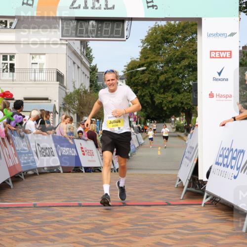 31.08.2025 - 21. Blankeneser Heldenlauf Strokosch-Dieckow http://msf.ph/oto/8649029 31.08.2025 10:15:15 Ziel 2098 meine-sportfotos.de