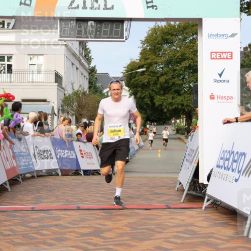31.08.2025 - 21. Blankeneser Heldenlauf Strokosch-Dieckow http://msf.ph/oto/8649032 31.08.2025 10:15:15 Ziel 2098 meine-sportfotos.de