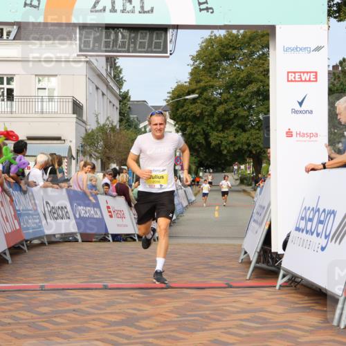 31.08.2025 - 21. Blankeneser Heldenlauf Strokosch-Dieckow http://msf.ph/oto/8649033 31.08.2025 10:15:15 Ziel 2098 meine-sportfotos.de