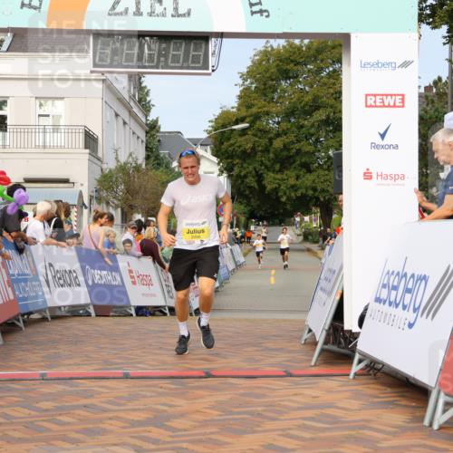 31.08.2025 - 21. Blankeneser Heldenlauf Strokosch-Dieckow http://msf.ph/oto/8649036 31.08.2025 10:15:15 Ziel 2098 meine-sportfotos.de