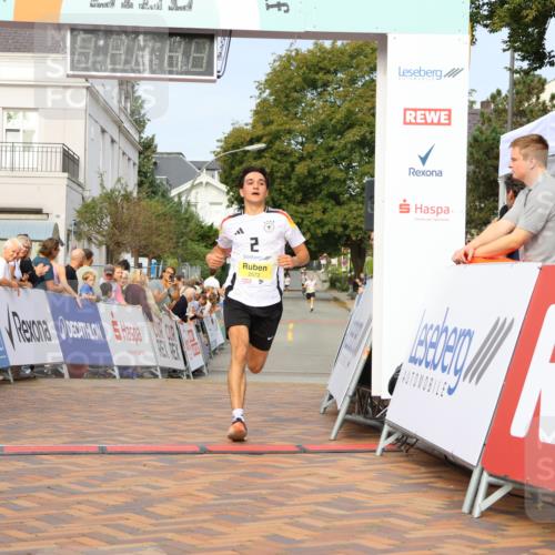 31.08.2025 - 21. Blankeneser Heldenlauf Strokosch-Dieckow http://msf.ph/oto/8649073 31.08.2025 10:15:03 Ziel 2572, 2332 meine-sportfotos.de