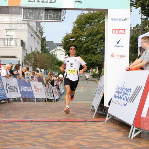 31.08.2025 - 21. Blankeneser Heldenlauf Strokosch-Dieckow http://msf.ph/oto/8649075 31.08.2025 10:15:03 Ziel 2572, 2332 meine-sportfotos.de
