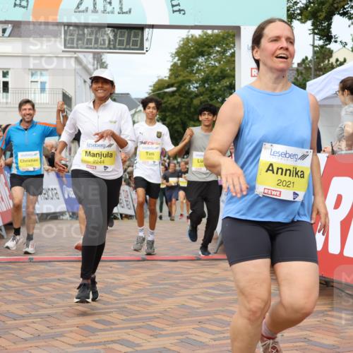31.08.2025 - 21. Blankeneser Heldenlauf Strokosch-Dieckow http://msf.ph/oto/8649076 31.08.2025 10:34:46 Ziel 2524, 2244, 2021, 2424, 2668, 2669, 2667, 2298, 2438, 2439, 2349, 2441, 2442, 2350, 2048 meine-sportfotos.de