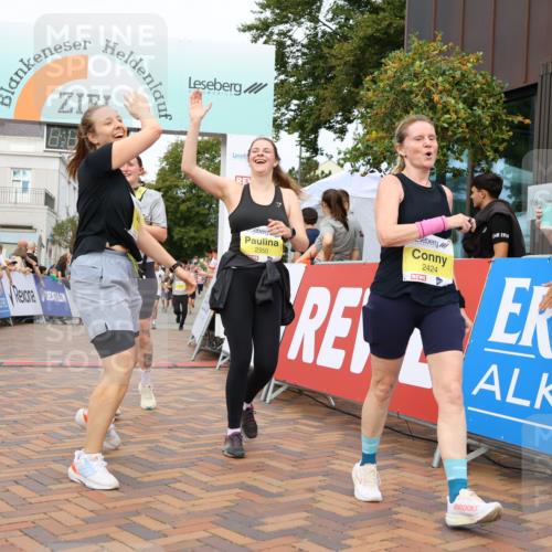 31.08.2025 - 21. Blankeneser Heldenlauf Strokosch-Dieckow http://msf.ph/oto/8649089 31.08.2025 10:34:42 Ziel 2110, 2244, 2021, 2424, 2668, 2669, 2667, 2298, 2438, 2439, 2349, 2441, 2442, 2350, 2090, 2083 meine-sportfotos.de