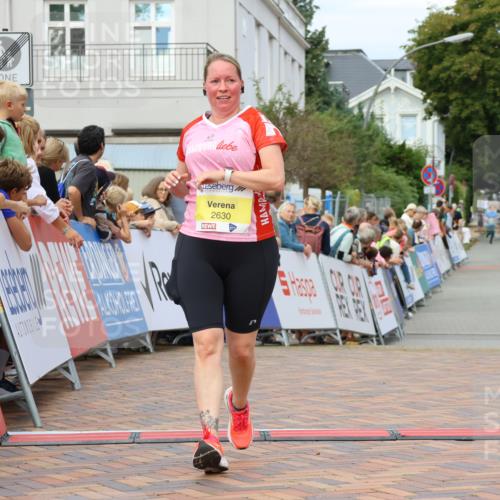 31.08.2025 - 21. Blankeneser Heldenlauf Strokosch-Dieckow http://msf.ph/oto/8649132 31.08.2025 10:34:12 Ziel 2724, 2630, 2171 meine-sportfotos.de