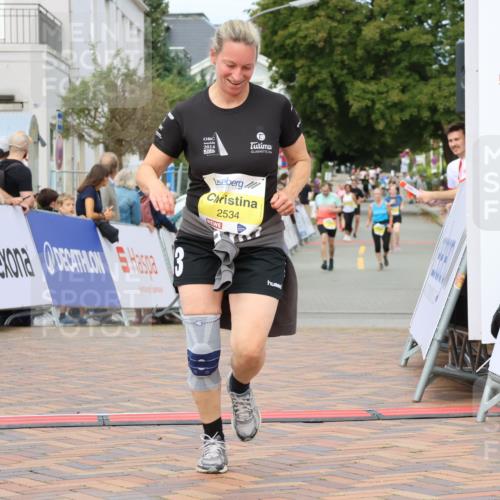 31.08.2025 - 21. Blankeneser Heldenlauf Strokosch-Dieckow http://msf.ph/oto/8649156 31.08.2025 10:33:51 Ziel 2530, 2534 meine-sportfotos.de