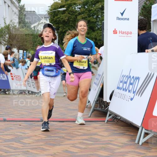 31.08.2025 - 21. Blankeneser Heldenlauf Strokosch-Dieckow http://msf.ph/oto/8650002 31.08.2025 10:31:17 Ziel 2437, 2324, 2551, 2121, 2307, 2649, 2647, 2399, 2103 meine-sportfotos.de