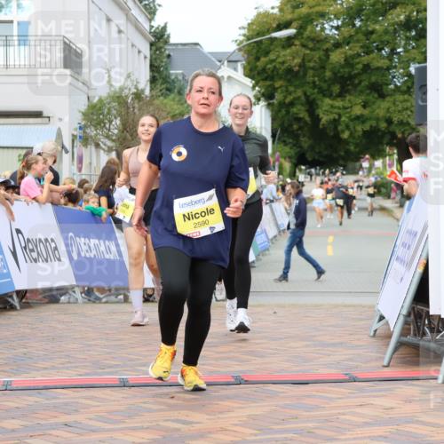 31.08.2025 - 21. Blankeneser Heldenlauf Strokosch-Dieckow http://msf.ph/oto/8650124 31.08.2025 10:38:26 Ziel 2454, 2265, 2657, 2038, 2093, 2589, 2590 meine-sportfotos.de