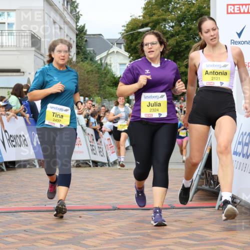 31.08.2025 - 21. Blankeneser Heldenlauf Strokosch-Dieckow http://msf.ph/oto/8650147 31.08.2025 10:31:11 Ziel 2437, 2324, 2147, 2121, 2307, 2018 meine-sportfotos.de