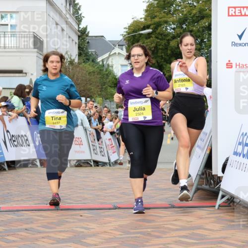 31.08.2025 - 21. Blankeneser Heldenlauf Strokosch-Dieckow http://msf.ph/oto/8650185 31.08.2025 10:31:11 Ziel 2437, 2324, 2147, 2121, 2307, 2018 meine-sportfotos.de