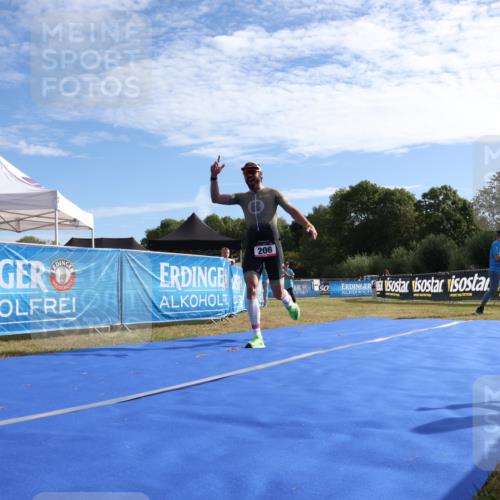 31.08.2025 - Elbe Triathlon Hamburg Strokosch-Dieckow http://msf.ph/oto/8650256 31.08.2025 09:56:49 Ziel 206 meine-sportfotos.de