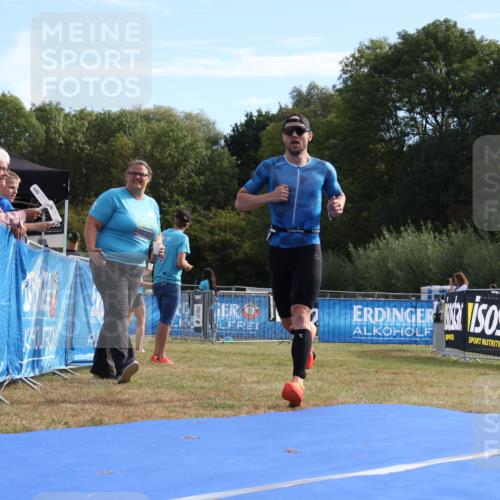 31.08.2025 - Elbe Triathlon Hamburg Strokosch-Dieckow http://msf.ph/oto/8650261 31.08.2025 10:02:21 Ziel 223 meine-sportfotos.de