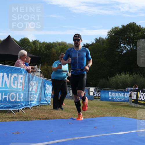 31.08.2025 - Elbe Triathlon Hamburg Strokosch-Dieckow http://msf.ph/oto/8650263 31.08.2025 10:02:22 Ziel 223 meine-sportfotos.de