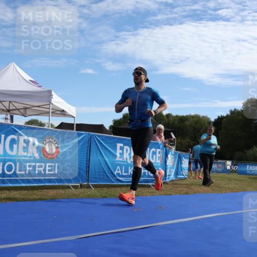31.08.2025 - Elbe Triathlon Hamburg Strokosch-Dieckow http://msf.ph/oto/8650265 31.08.2025 10:02:23 Ziel 223 meine-sportfotos.de
