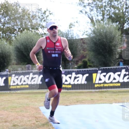 31.08.2025 - Elbe Triathlon Hamburg Strokosch-Dieckow http://msf.ph/oto/8650316 31.08.2025 10:08:26 Ziel 194, 208, 210 meine-sportfotos.de