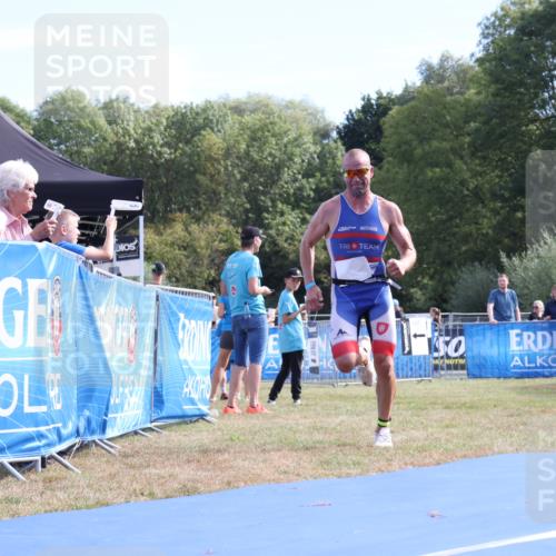 31.08.2025 - Elbe Triathlon Hamburg Strokosch-Dieckow http://msf.ph/oto/8650340 31.08.2025 10:12:39 Ziel 353 meine-sportfotos.de