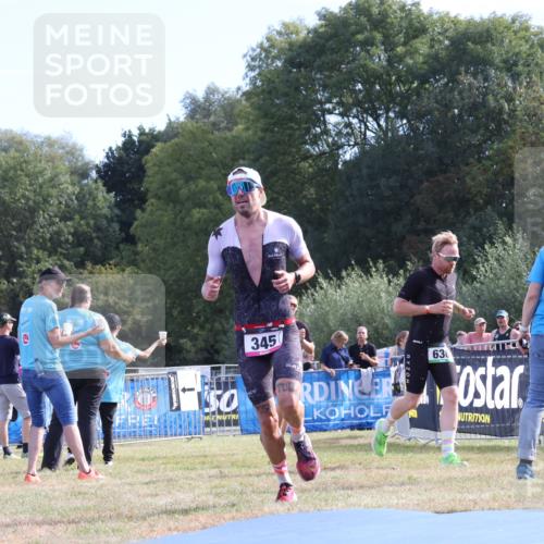 31.08.2025 - Elbe Triathlon Hamburg Strokosch-Dieckow http://msf.ph/oto/8650399 31.08.2025 10:16:28 Ziel 233, 345 meine-sportfotos.de
