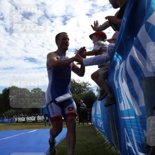 31.08.2025 - Elbe Triathlon Hamburg Strokosch-Dieckow http://msf.ph/oto/8650421 31.08.2025 10:18:10 Ziel 354 meine-sportfotos.de