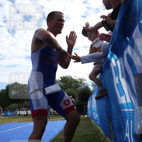 31.08.2025 - Elbe Triathlon Hamburg Strokosch-Dieckow http://msf.ph/oto/8650422 31.08.2025 10:18:10 Ziel 354 meine-sportfotos.de